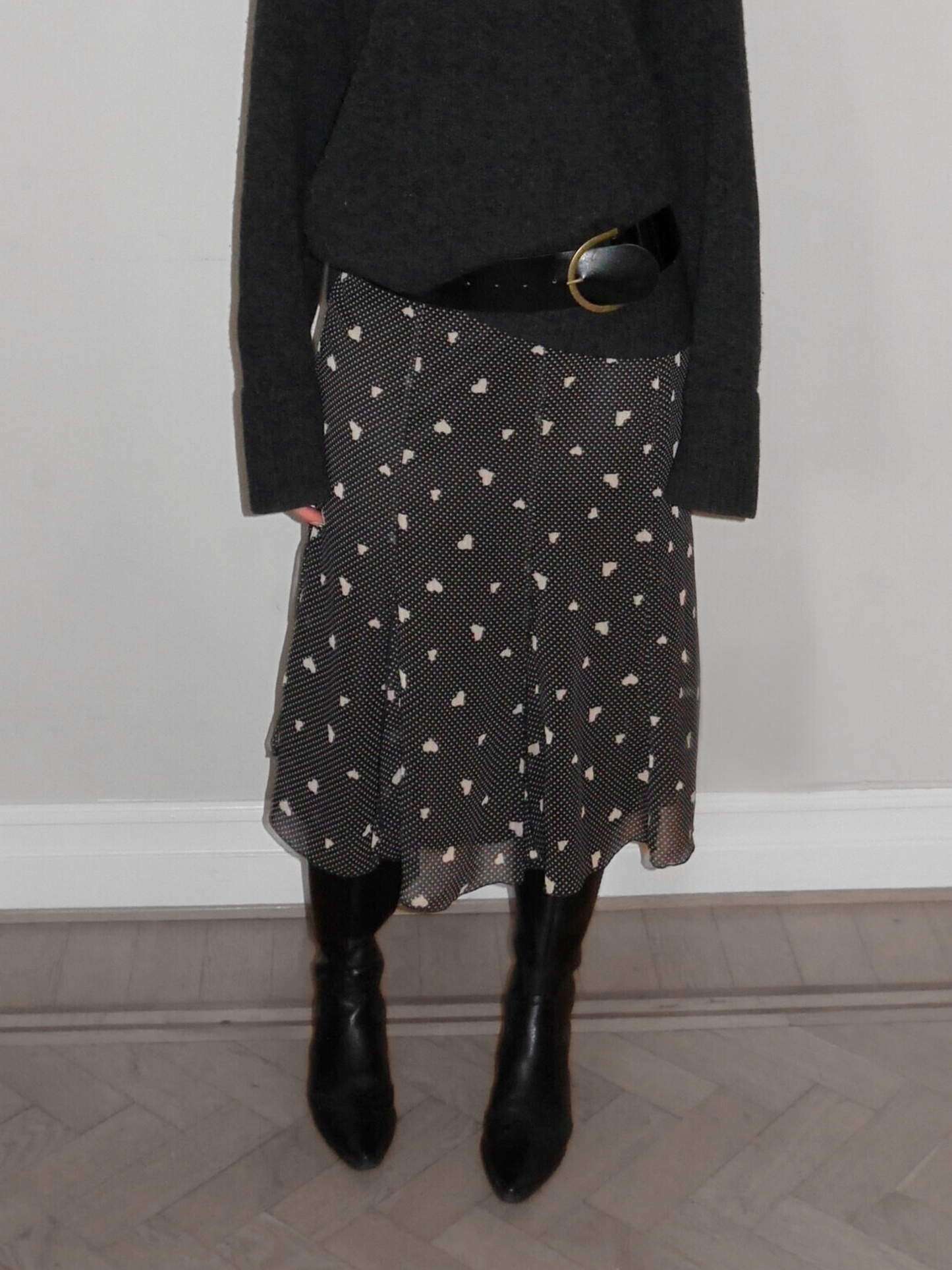 mid length flowy skirt